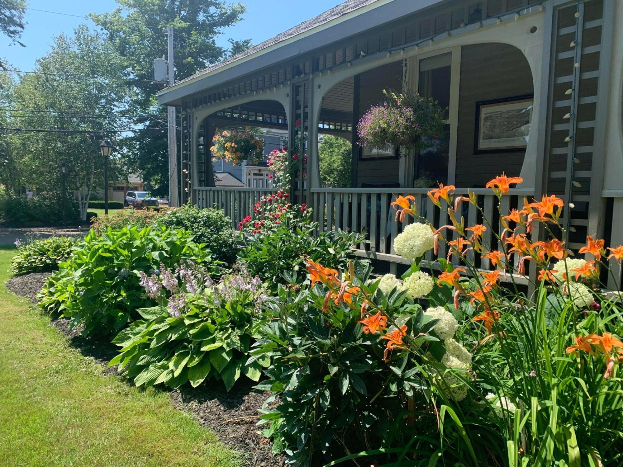 No 1 Grafton Inn Charlottetown Exterior foto